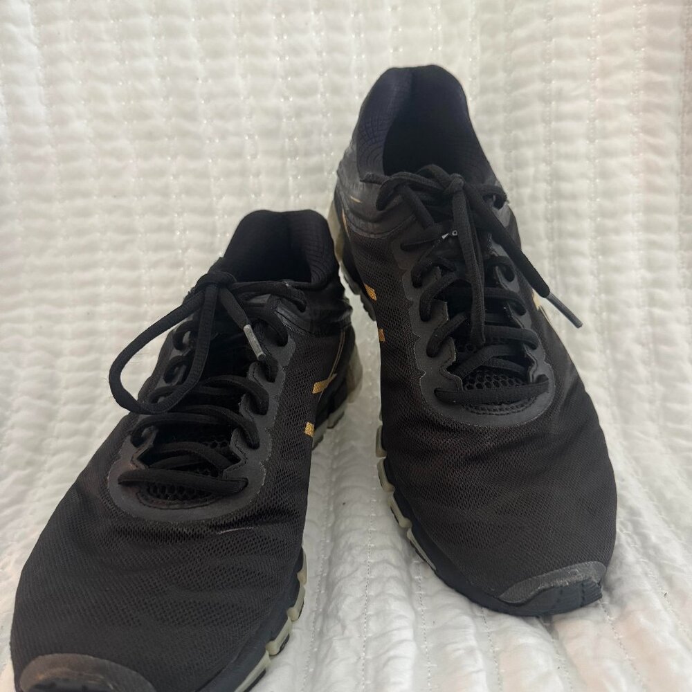 ASICS Black Geometric Atheltic Shoes